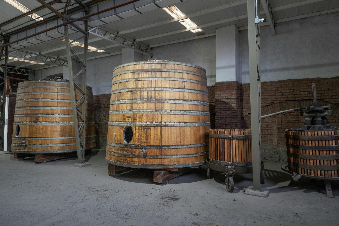 Opec+ verhoogt olieproductie onverwacht, experts verrast door timing