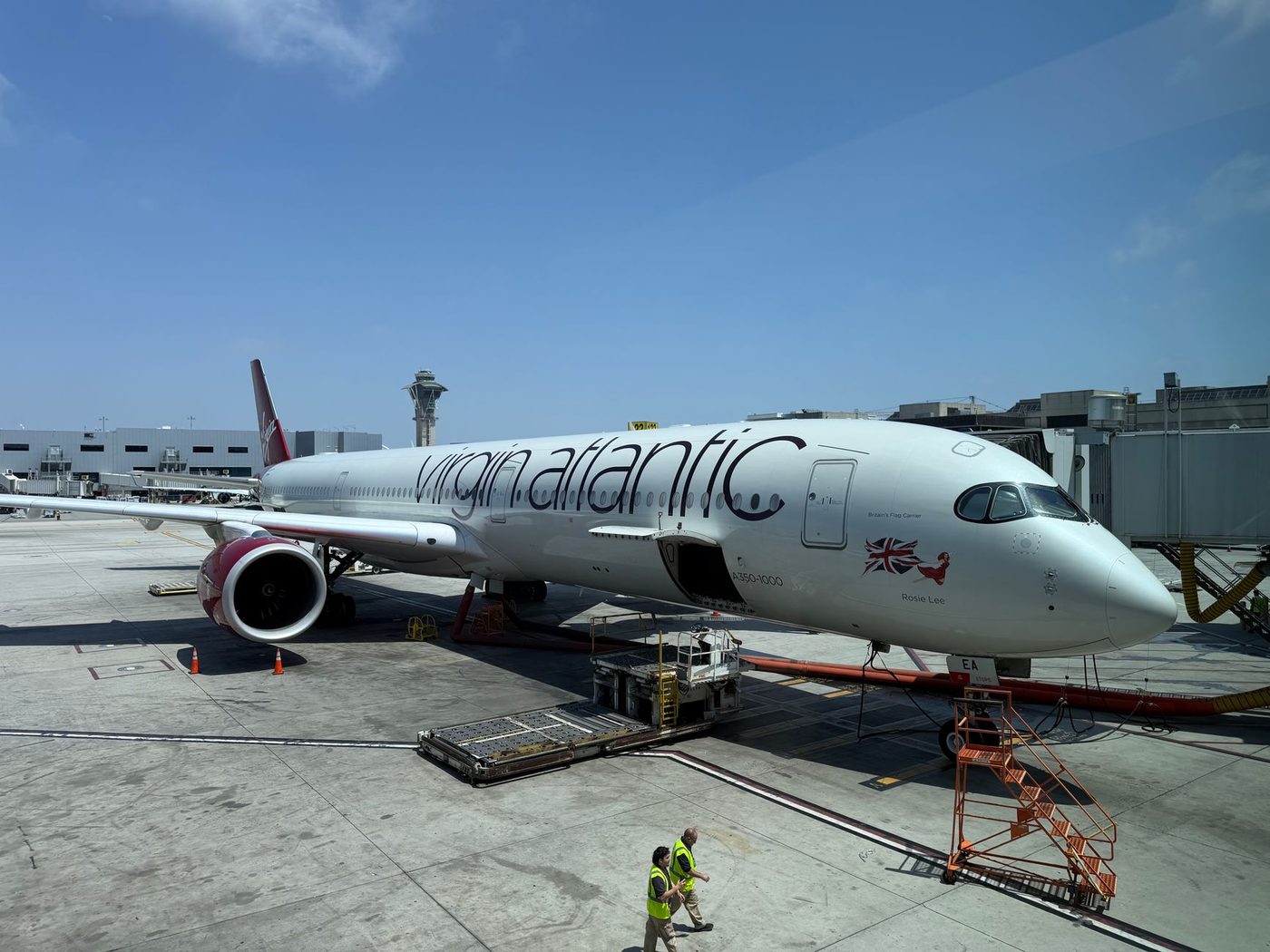 Virgin Galactic introduceert nieuwe Delta-klasse ruimtevliegtuig 'Apeiron'