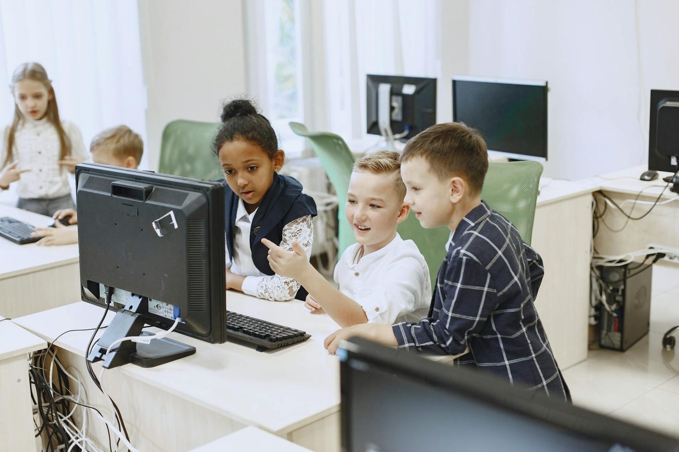 België blijft achter bij AI-integratie in het onderwijs, urgentie groeit