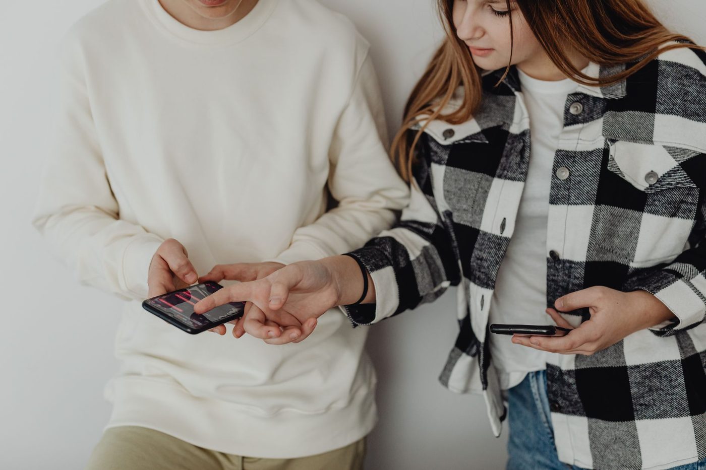 Nieuwe AI-technologie filtert emotionele intensiteit van sociale media-video's in real-time
