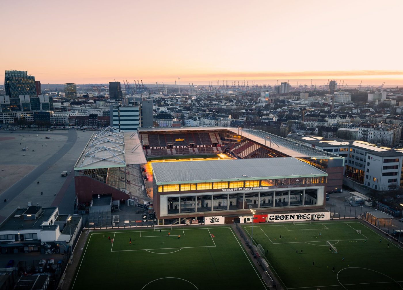 Eindelijk weer een thuiszege: Antwerp legt seizoensrevelatie Charleroi over de knie