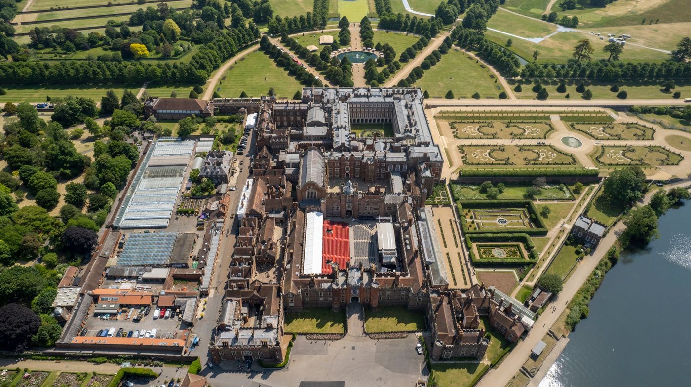 Harry en Elton John verliezen privacyzaak: 9,5 miljoen pond aftikken