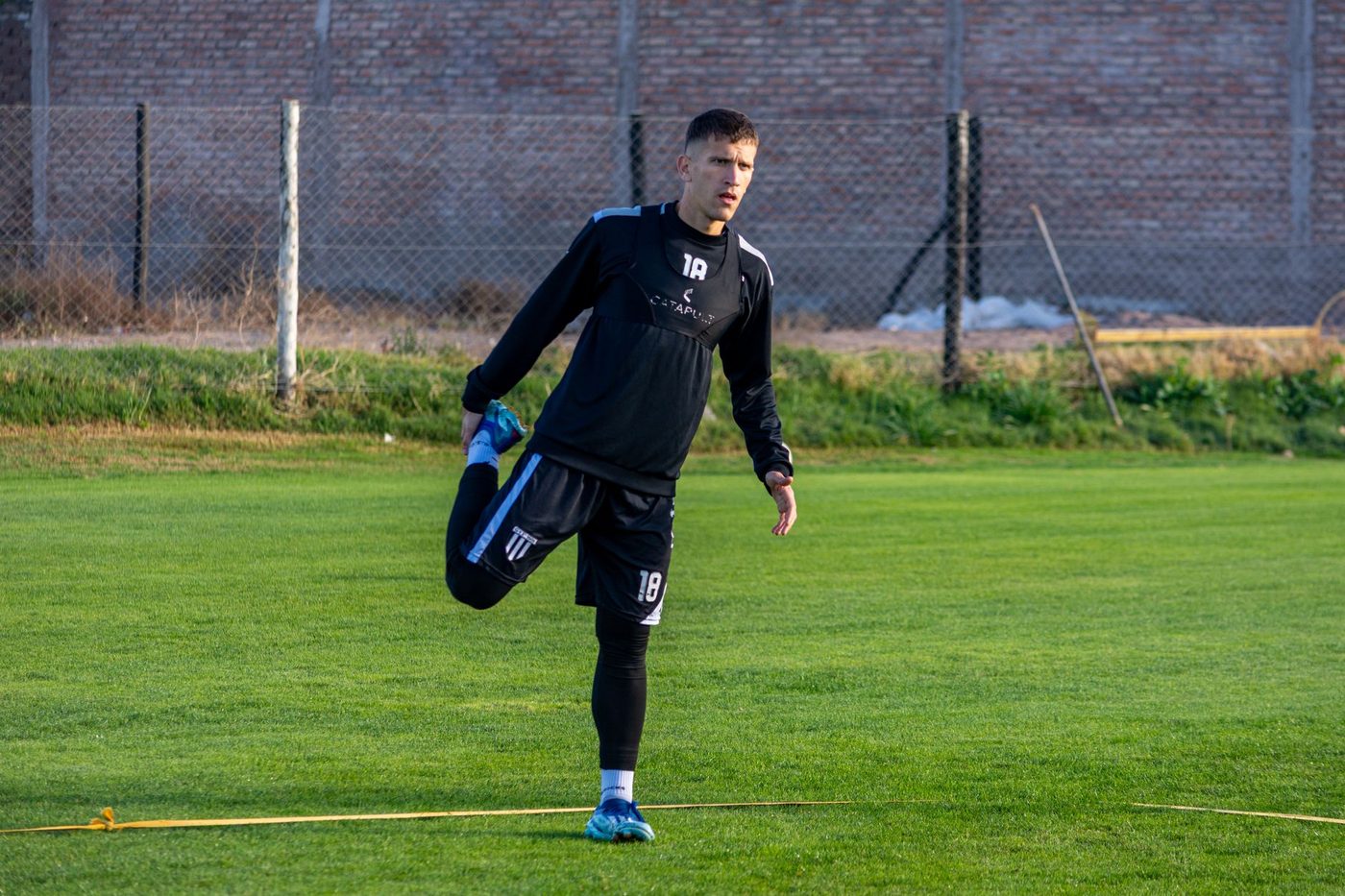 Julian Alvarez biedt publiekelijk excuses aan aan boze Atlético-fans na Barcelona-flirt