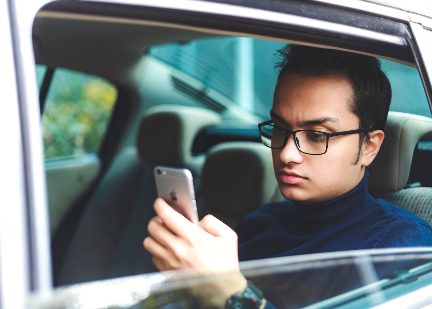 Duizenden automobilisten bekeurd voor smartphonegebruik tijdens landelijke actie