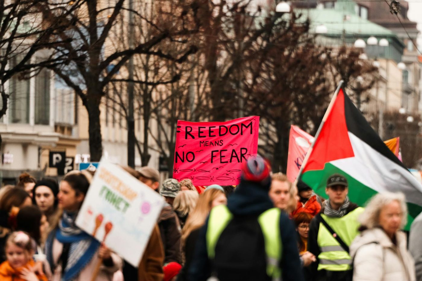 Amnesty International voert actie aan Kunstberg voor fossielvrij België