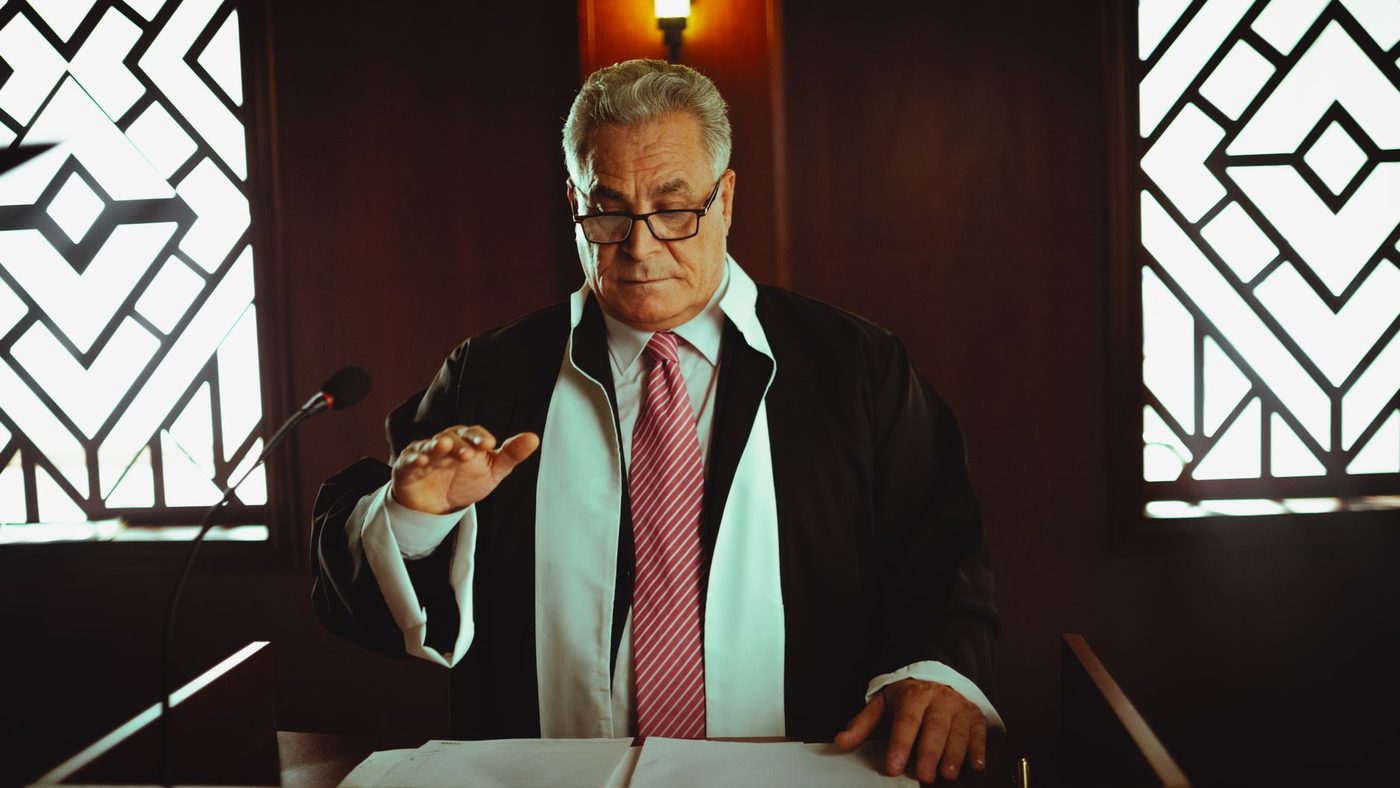 Kasper Vandecasteele officieel beëdigd als burgemeester van Menen