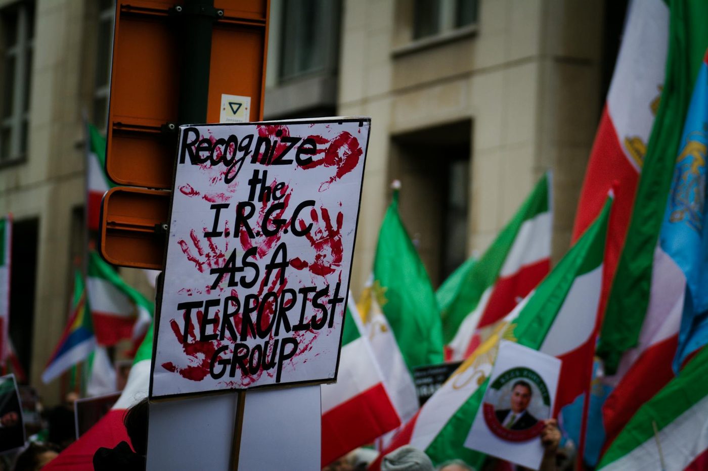 Spanningen rond Iran leiden tot onrust binnen Amerikaanse regering en NAVO-alliantie