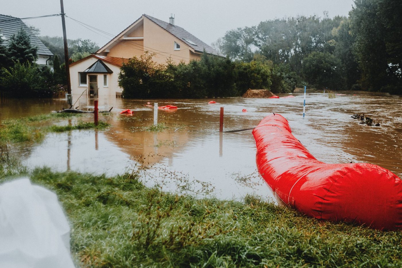 Gletsjerinstorting vermoedelijk oorzaak van catastrofale overstromingen in Nepal