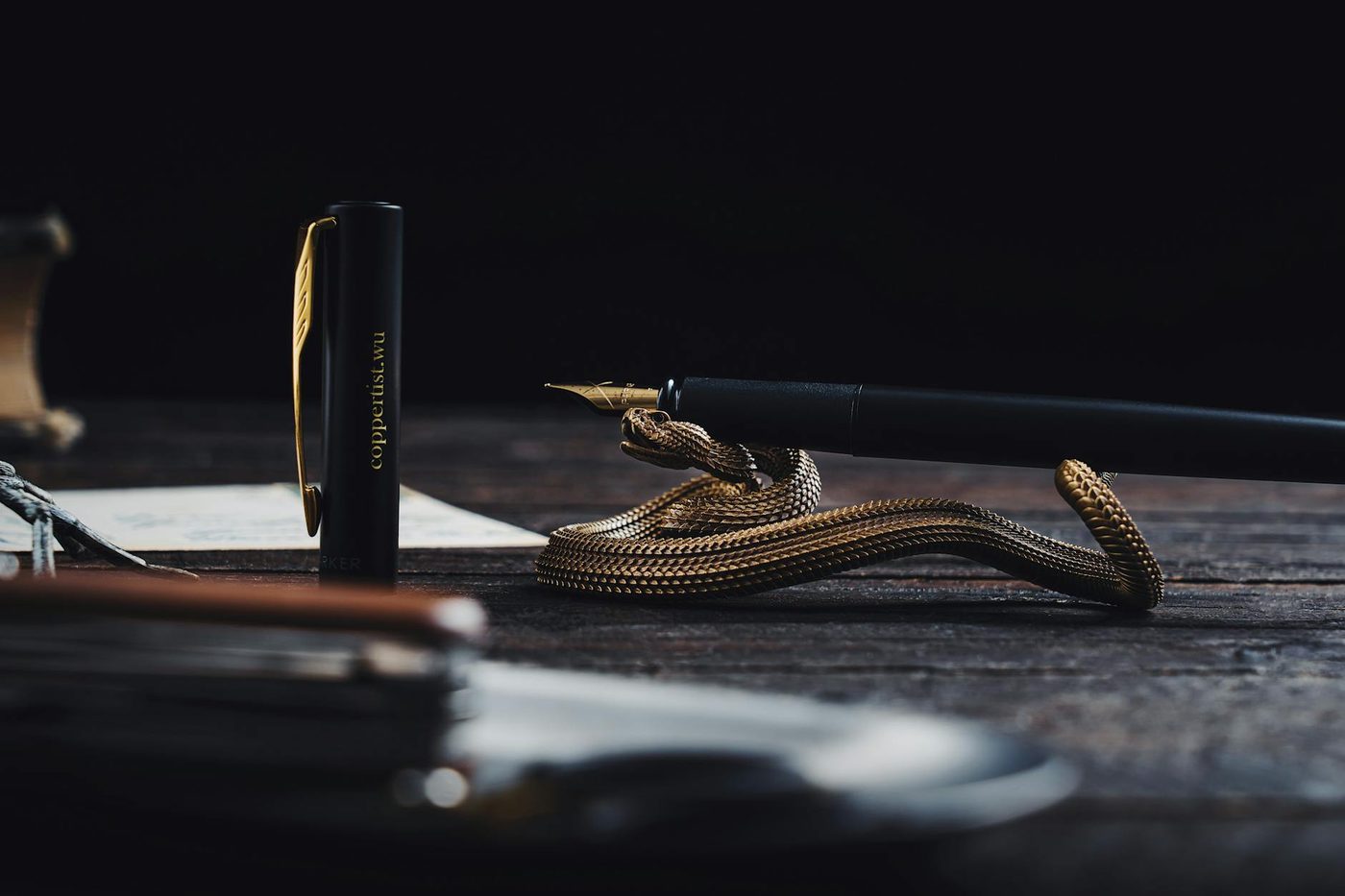 Trump houdt monoloog over pennen tijdens kabinetsoverleg