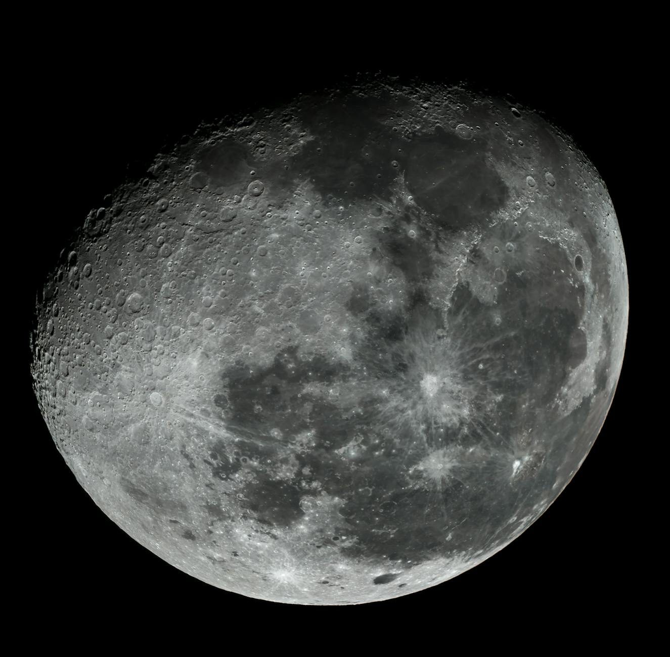 Artemis II-astronauts bereiken invloedssfeer van de maan na succesvolle lancering