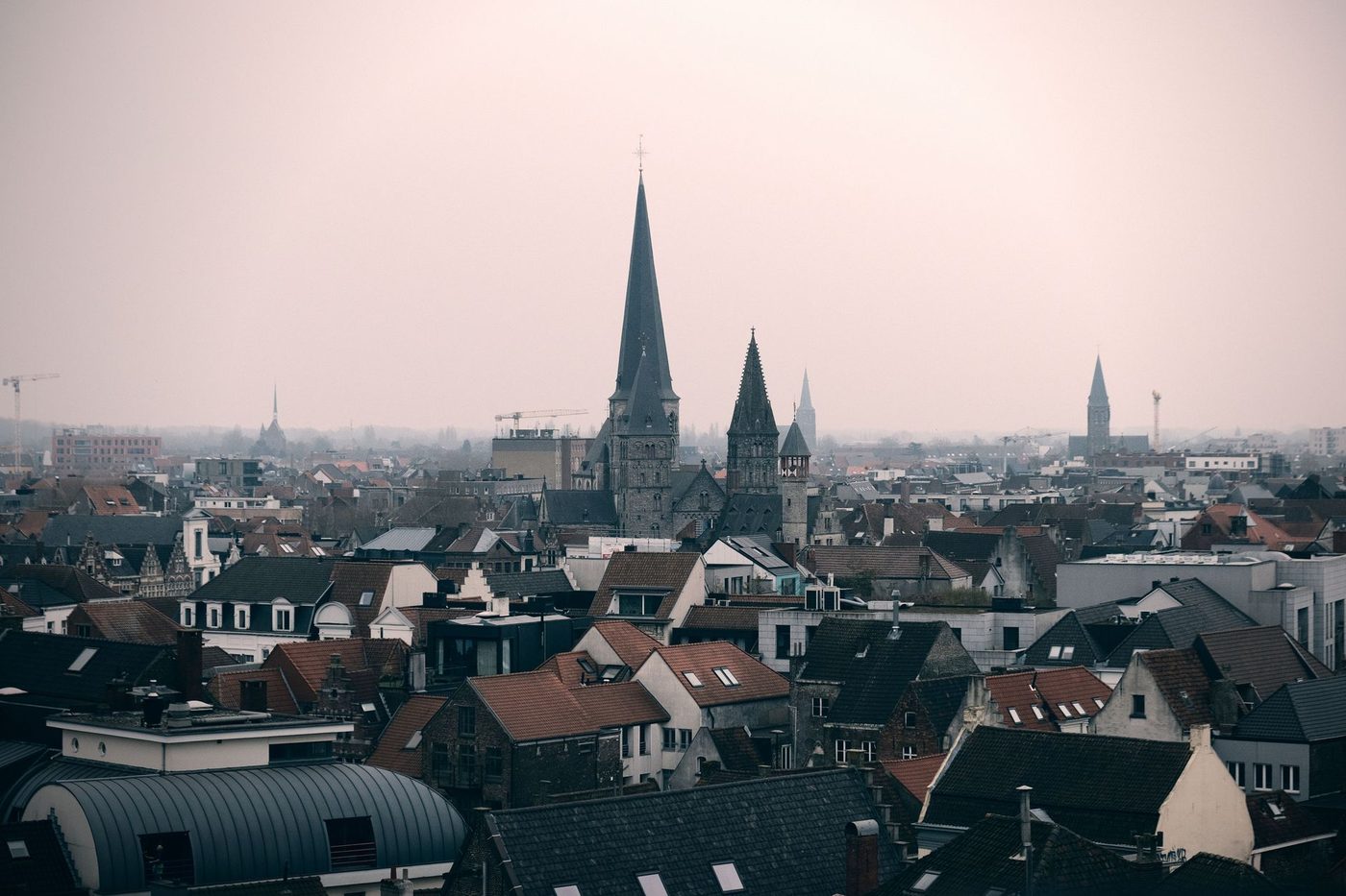 Gent in opstand tegen Vlaamse bezuinigingen op begeleiding leefloners