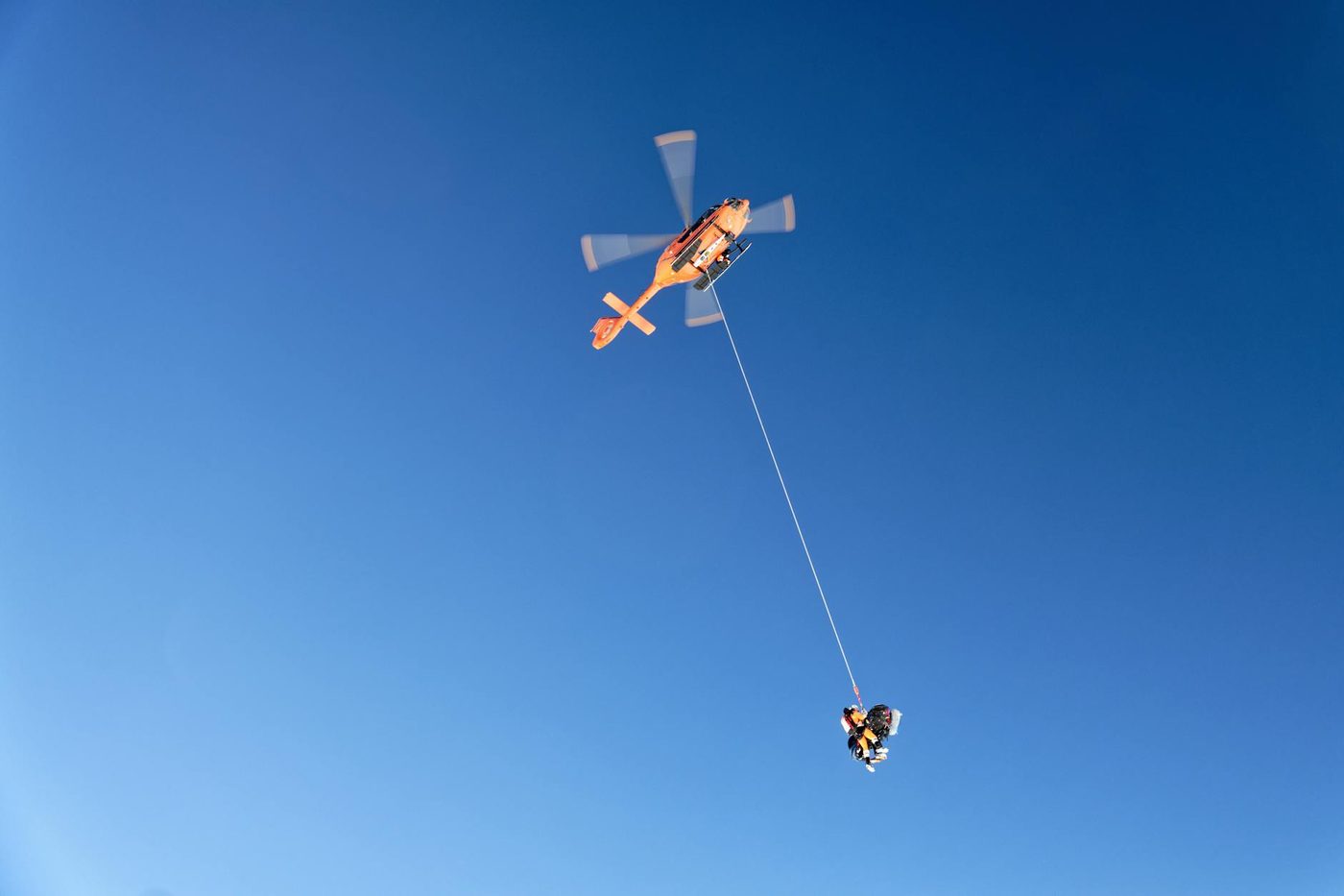 Nepalese gidsen aangeklaagd voor grootschalige fraude met helikopterreddingen