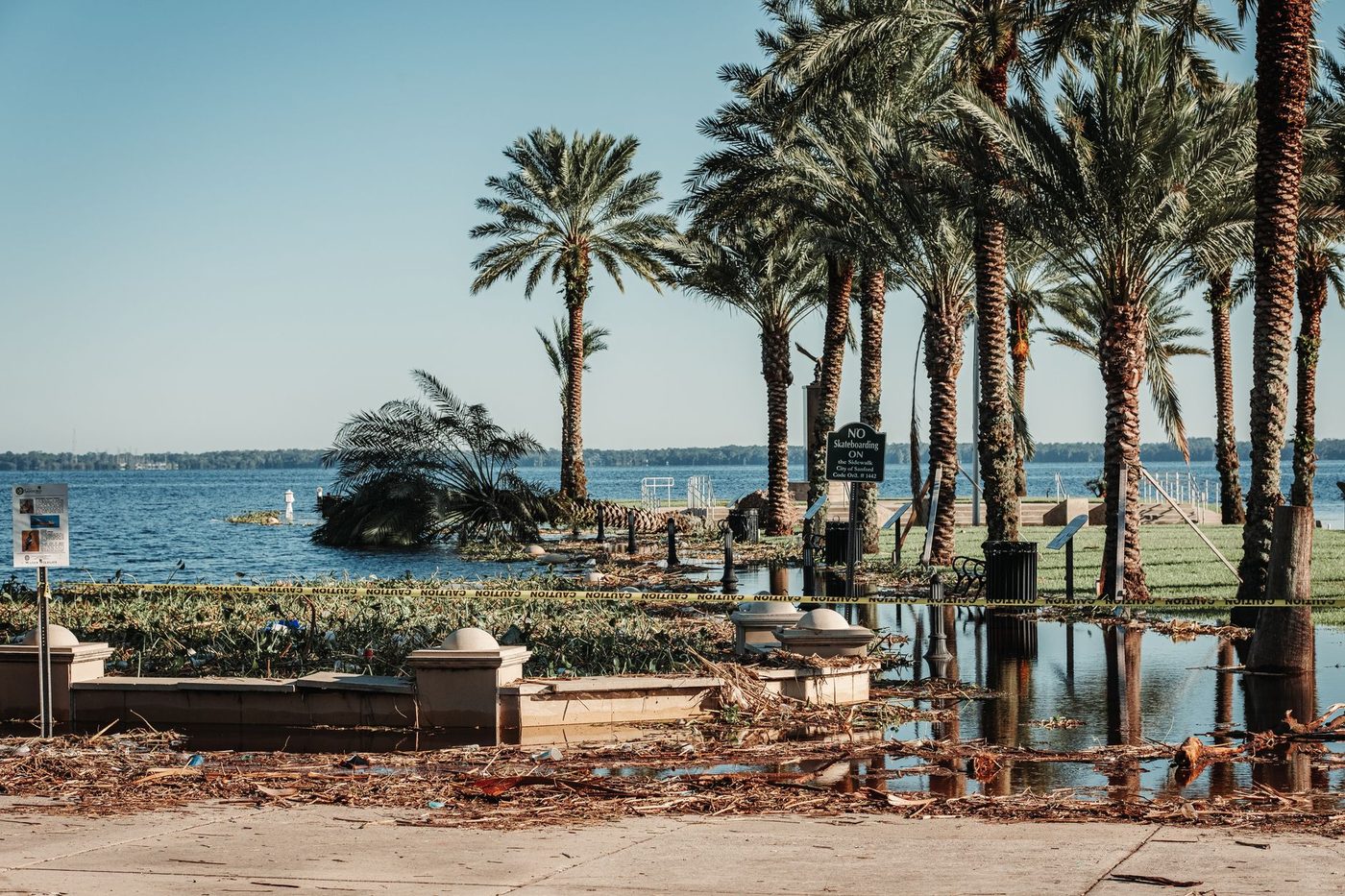 Orkaan Isaias raakt Florida: windstoten van 187 km/u, half miljoen zonder stroom