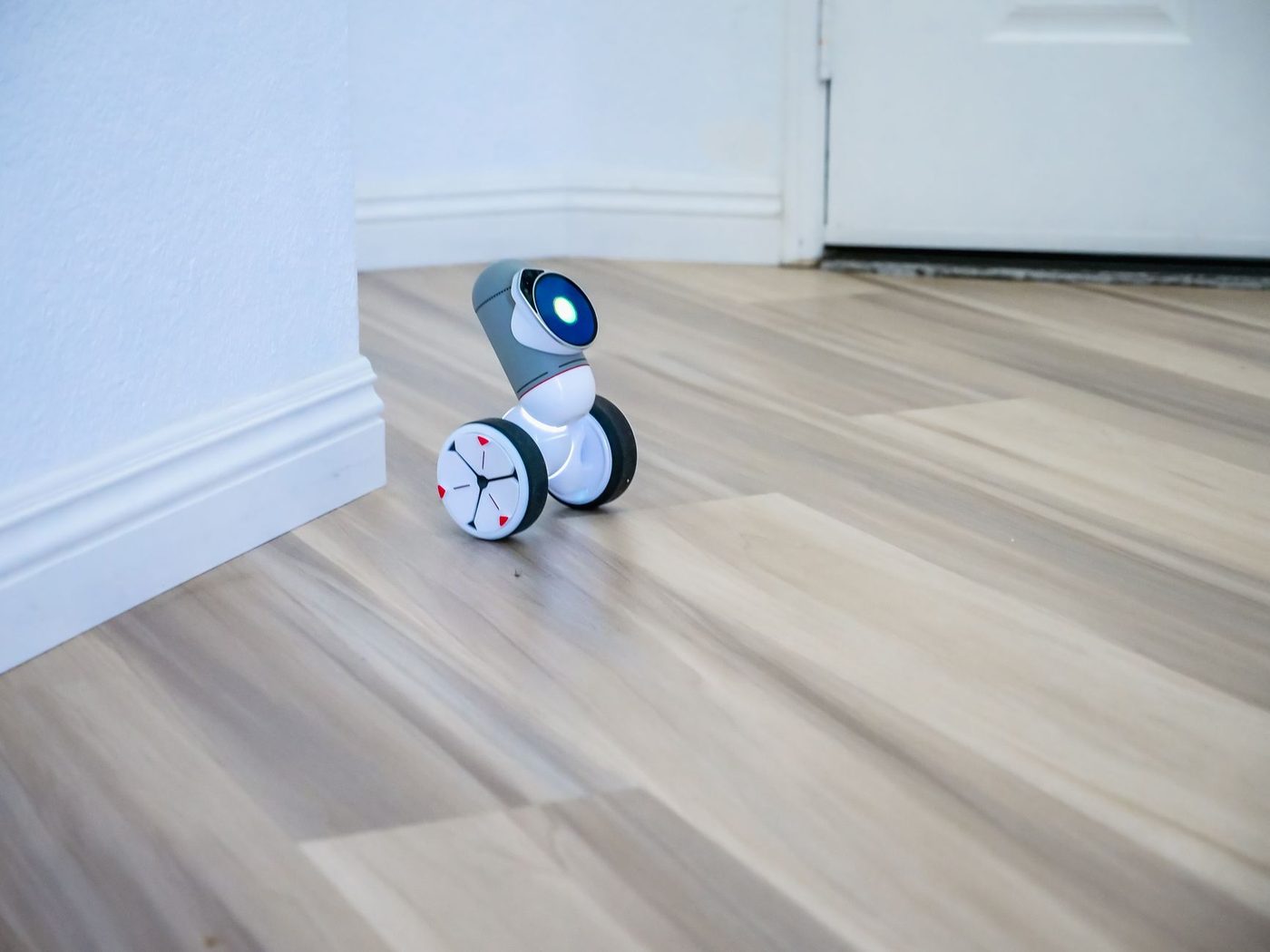 Nieuwe methode combineert dieptedata en lage resolutie beelden voor privacyvriendelijke robotica