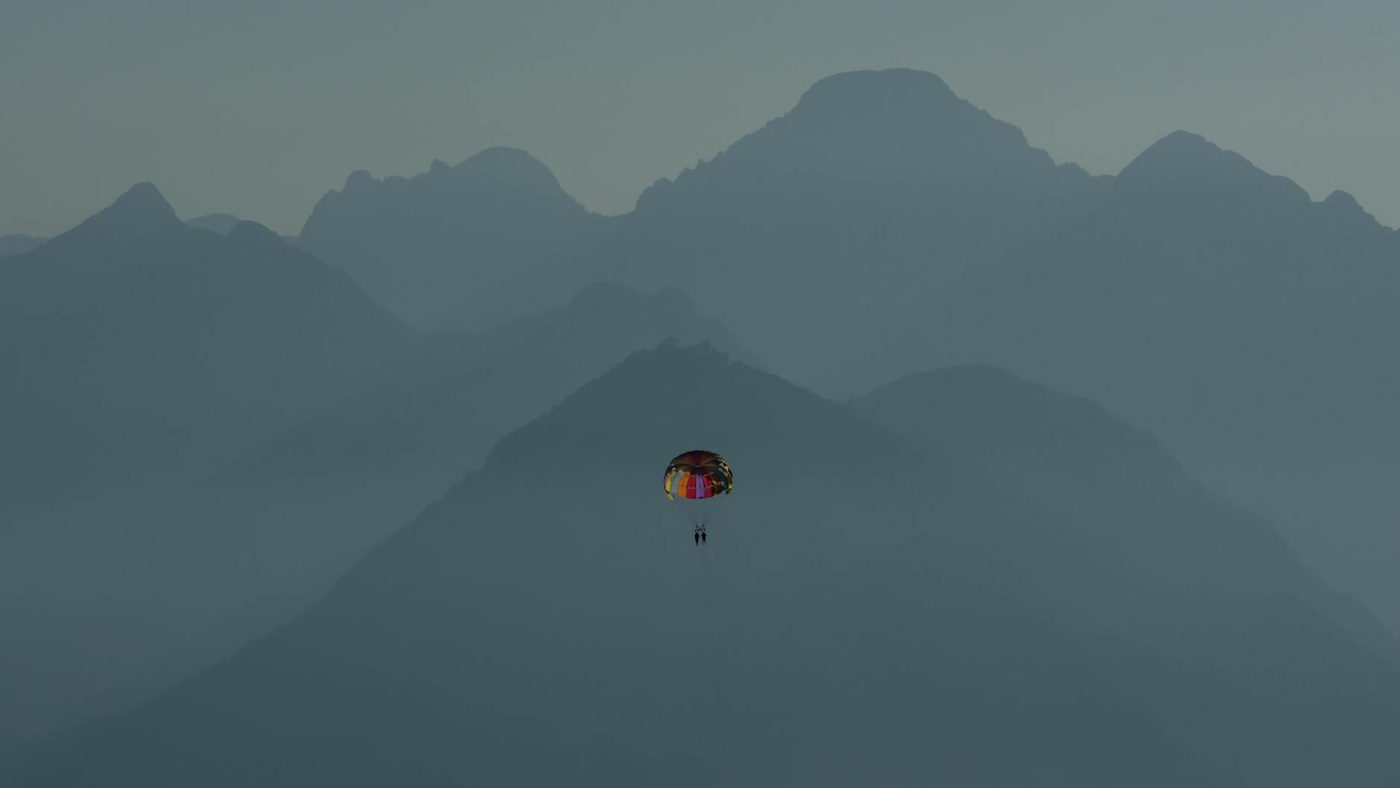 Twee vrouwen botsen tijdens wingsuitsprong in Oostenrijk