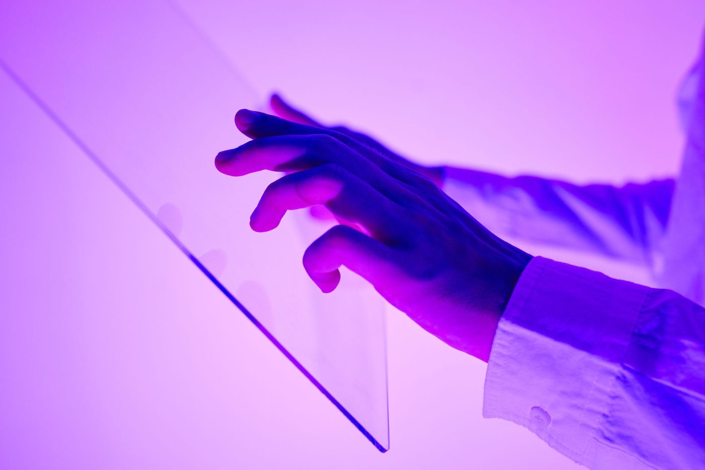 AI-interviewer slaat brug tussen diepgang en schaalbaarheid in psychologisch onderzoek