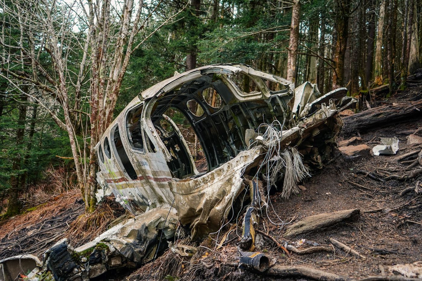 Helikopter met toeristen stort neer in Kenia: geen overlevenden