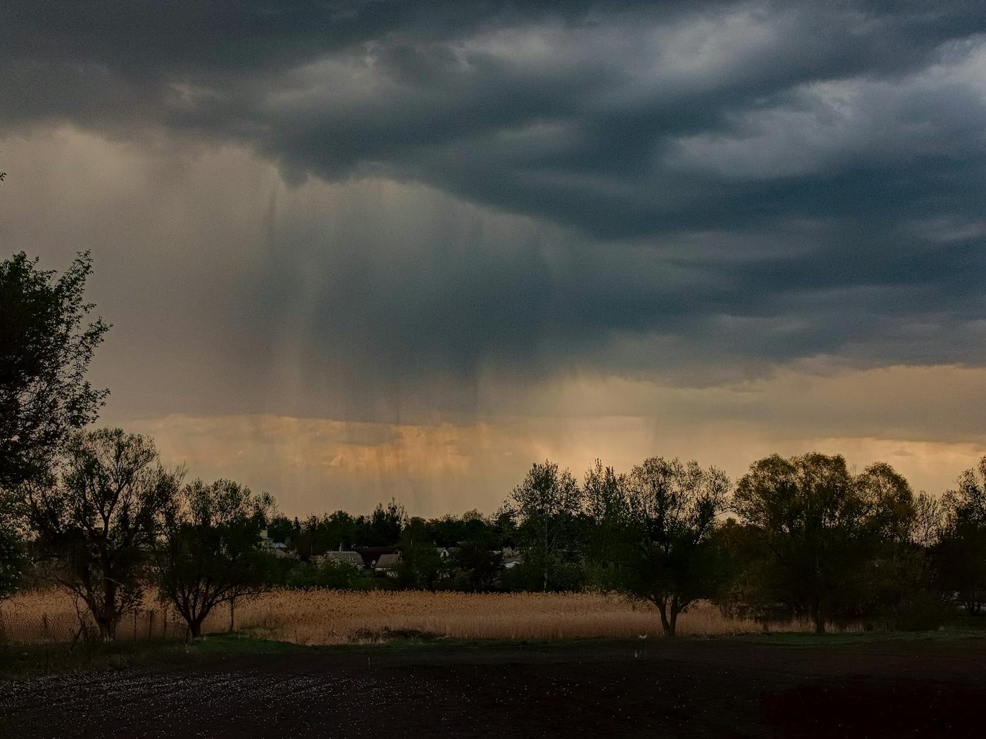 Wetenschapper overleefde tornado: "Ik dacht aan de films. Wat een verschrikkelijke manier om te sterven"