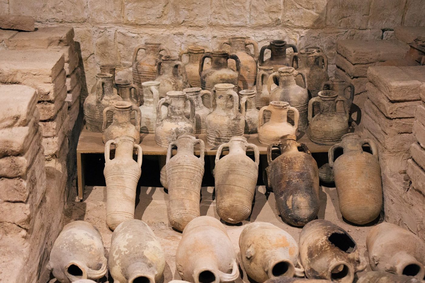 2000 jaar oud Romeins scheepswrak met honderden kruiken ontdekt bij Sicilië: 'Een van de belangrijkste vondsten'
