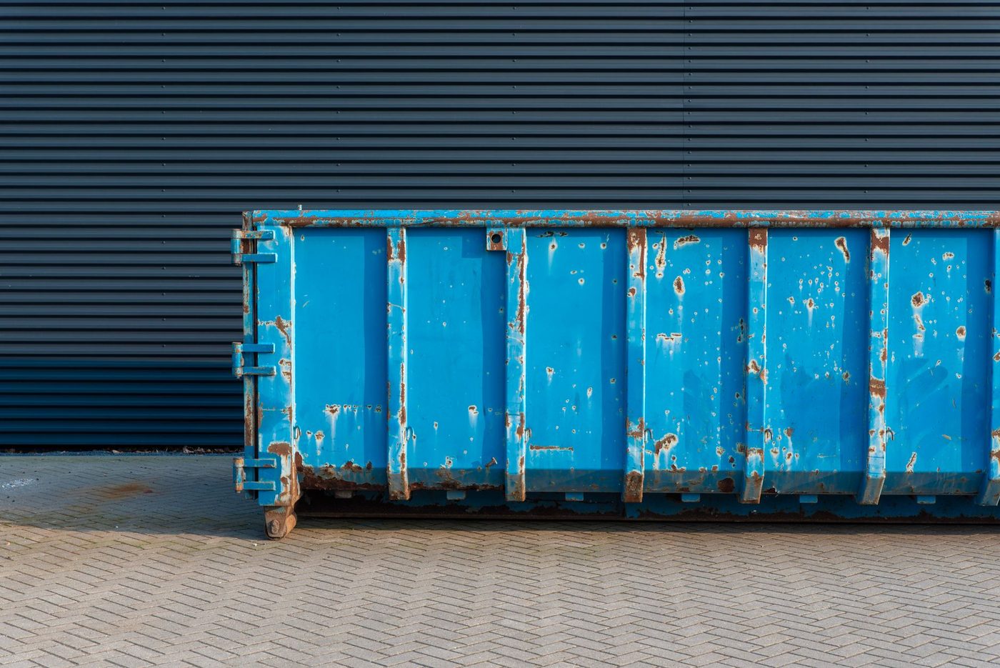 Wilde staking bij Net Brussel zorgt voor sluiting van recyparken