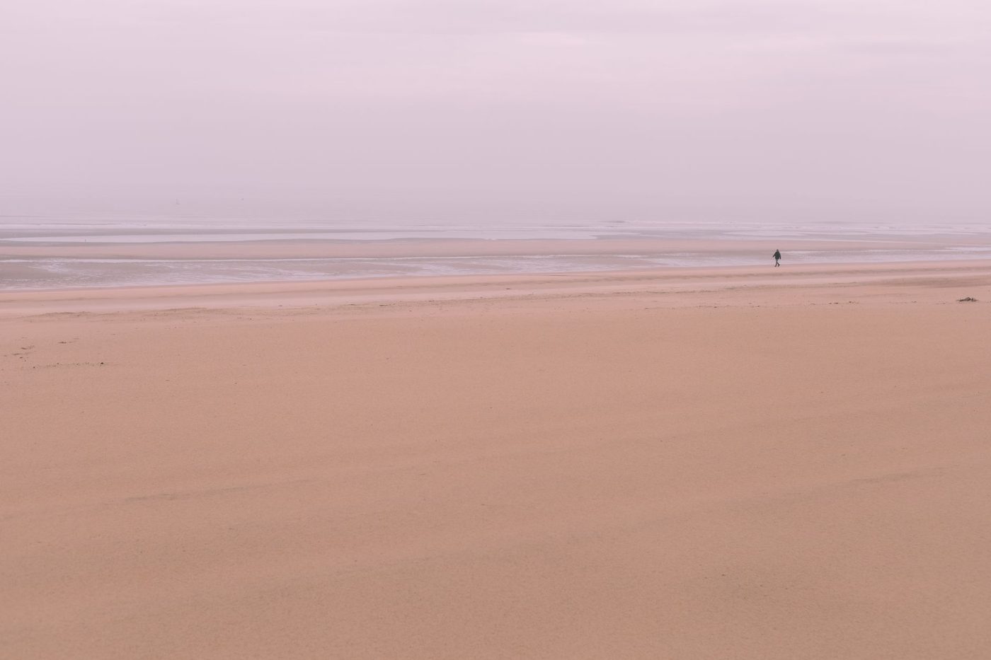 Lichaam van vrouw aangespoeld op strand van Oostduinkerke