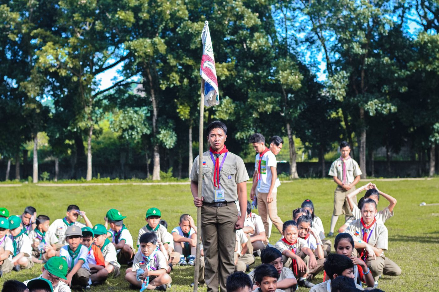 Scoutleider in La Louvière verdacht van seksueel misbruik: justitie start onderzoek