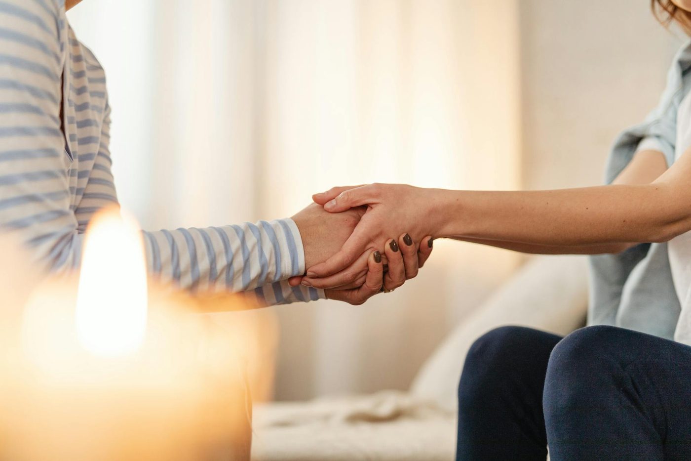 Inge Slock organiseert emotionele 'haar-begrafenis' na eerste chemokuur