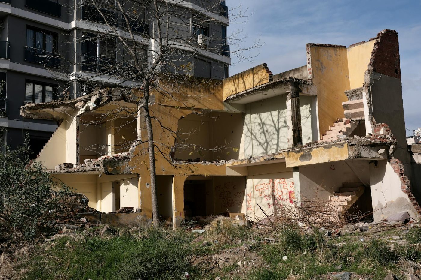 Russische droneaanval op Odessa eist doden, onder wie jonge kinderen