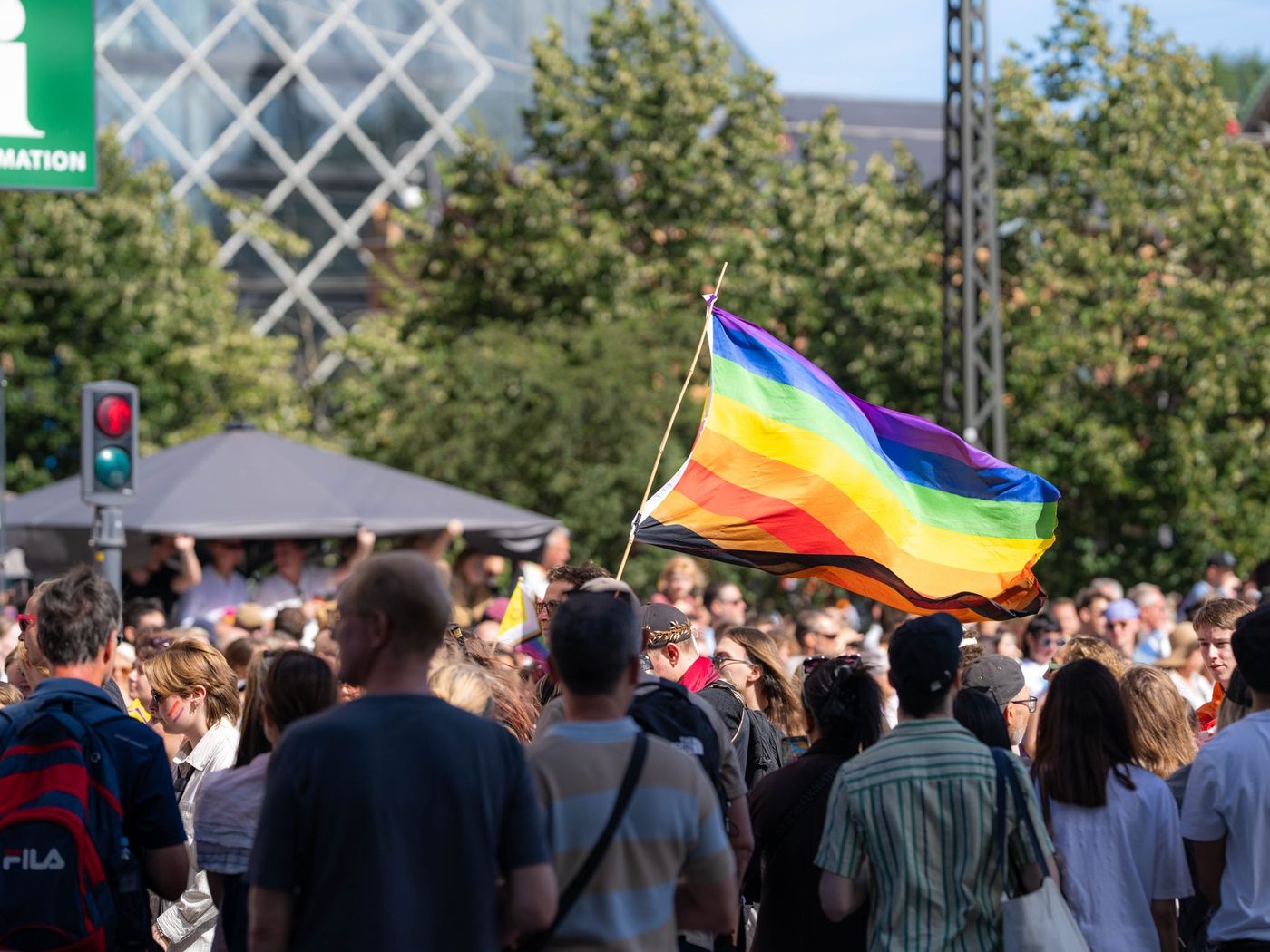 Klopjacht op verdachte na dodelijke aanrijding tijdens Pride in Berlijn
