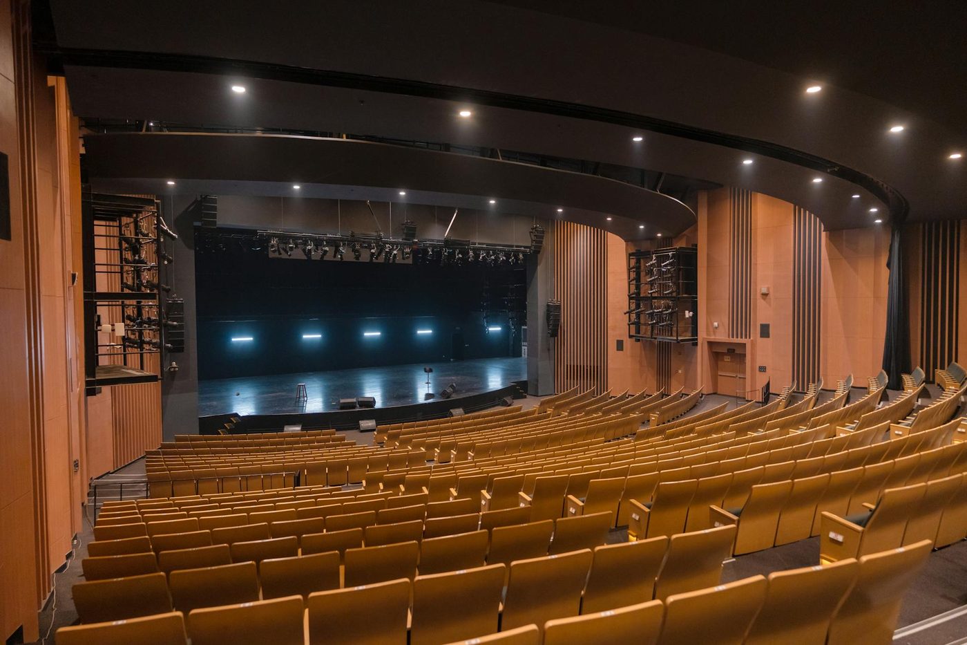 Vlaamse overheid neemt Amerikaans Theater in erfpacht voor culturele herbestemming