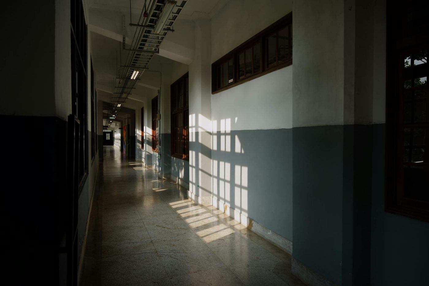 Veertien personen naar ziekenhuis na CO-intoxicatie in school Elsene