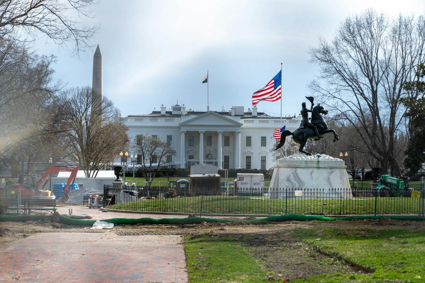 Werkzaamheden Witte Huis: Sloop East Wing voor nieuwe balzaal onder Trump