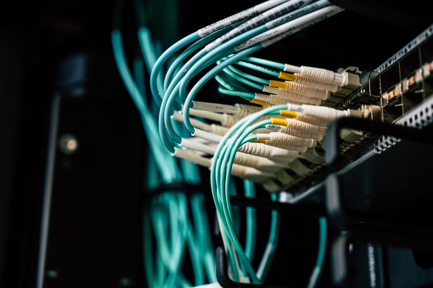 Nieuwe beveiligingstechnologie MICA verbetert vertrouwelijkheid in cloud-pipelines
