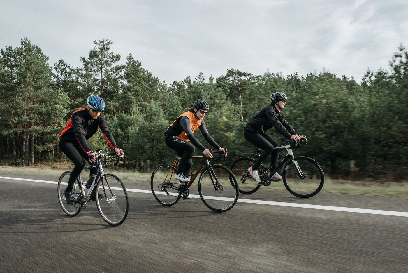 Oliespoor legt Lier plat: tien straten glad, fietsers ten val en brandweer rukt uit