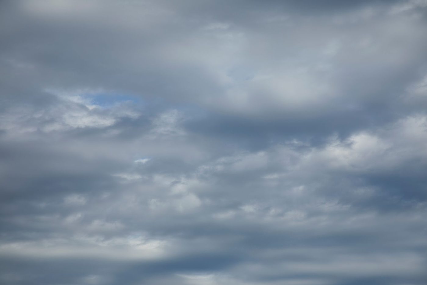 Wisselvallig weer met kans op buien, maar zondag wordt het warmer