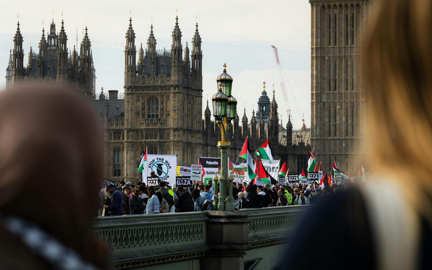 Escalatie en diplomatieke pogingen in conflict Midden-Oosten