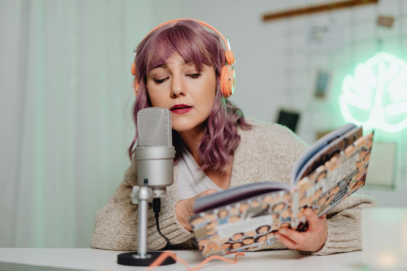 Generatie Z toont hernieuwde interesse in geloof via 'godfluencers' en podcasts