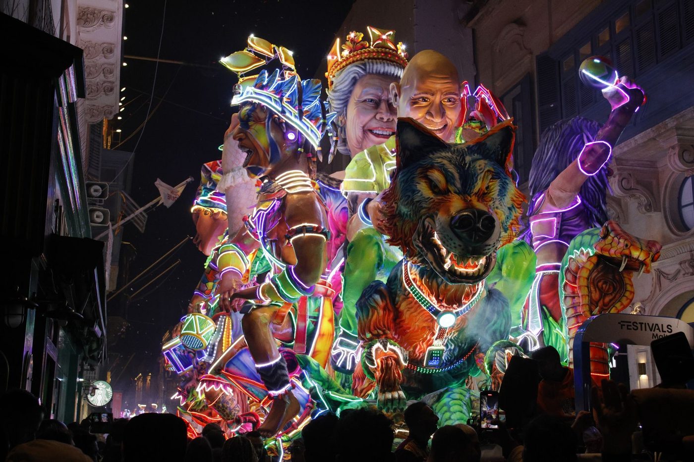 Stroppendragers trekken door Gent: feesten van 2026 zijn officieel geopend