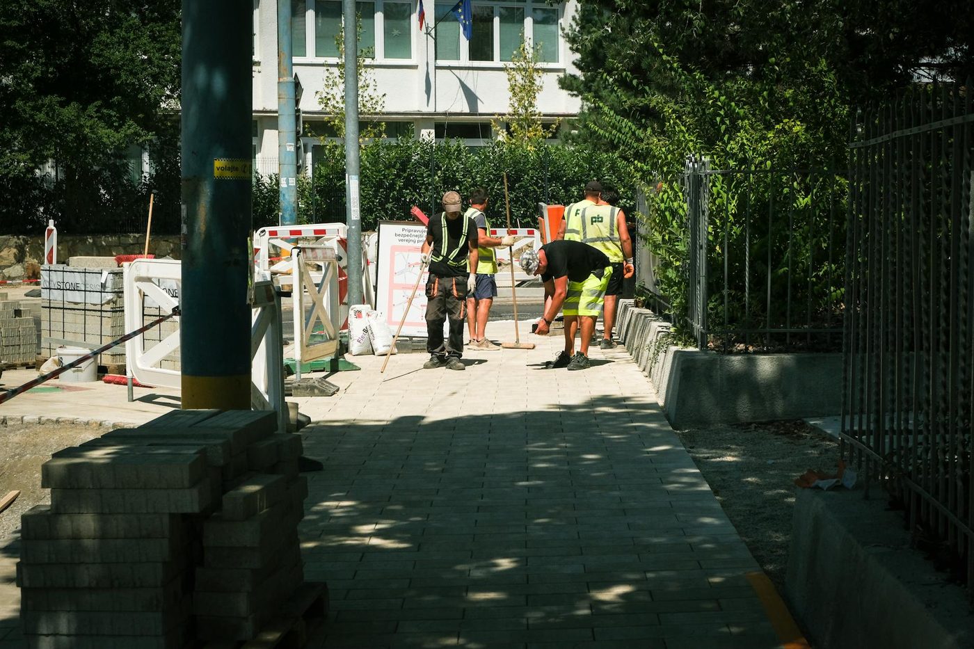 Tramlijnen 4 en 10 in Brussel onderbroken voor een jaar door werken