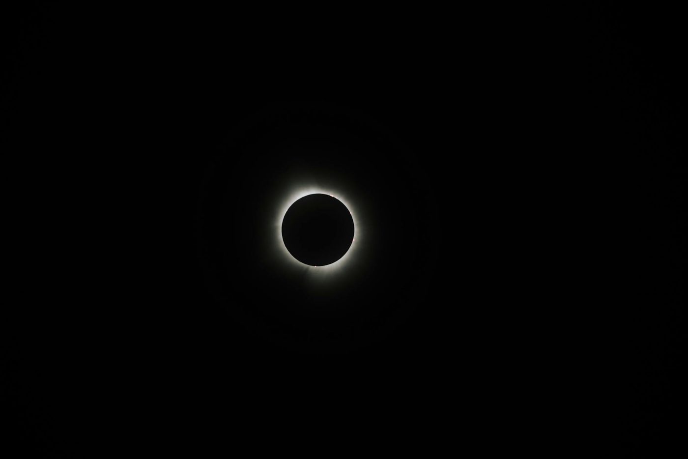 Totale zonsverduistering 2026 versus 2027: welke kiest u?
