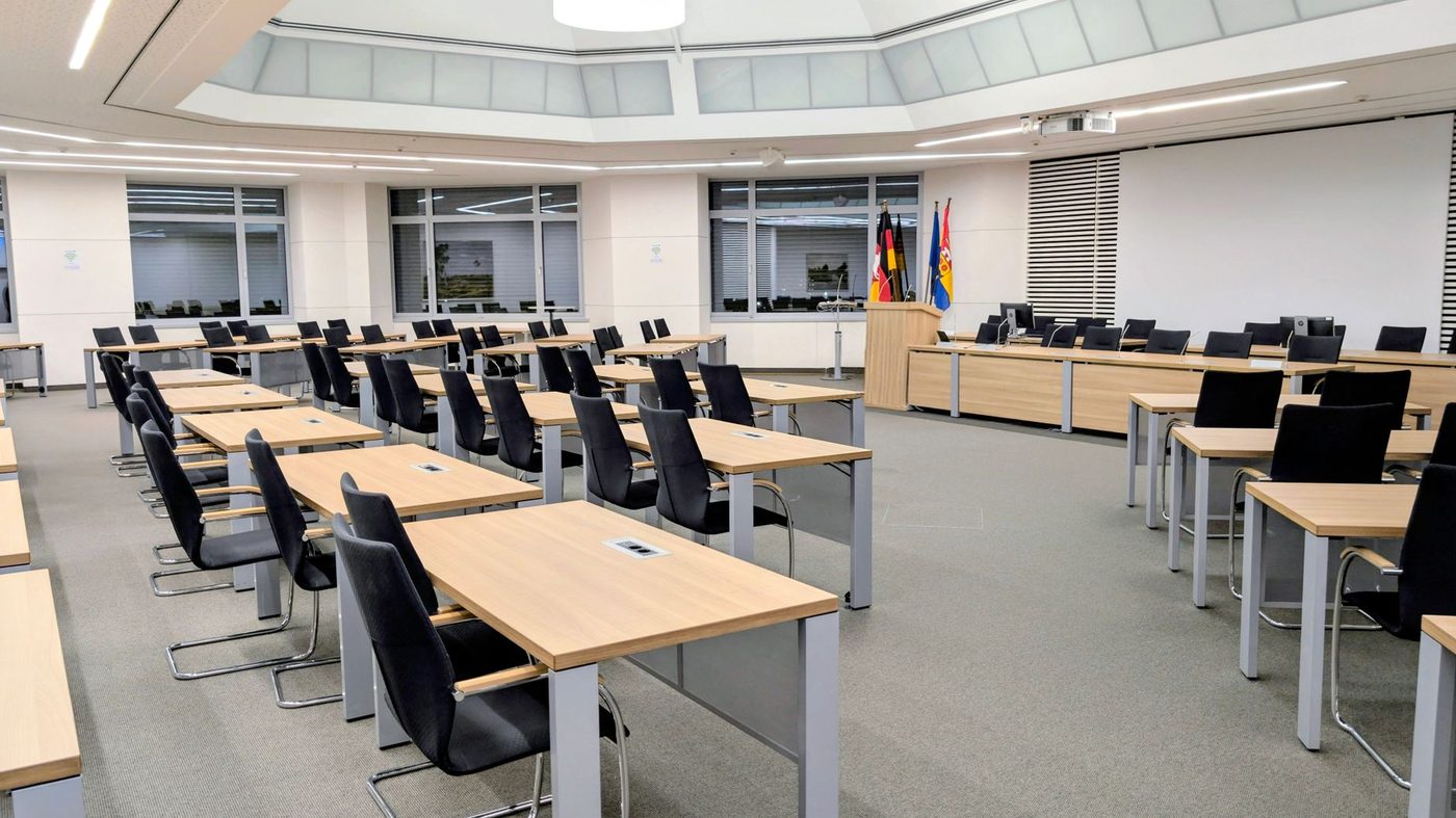 Brusselse regering start grote herverdeling van mandaten bij gewestelijke instellingen