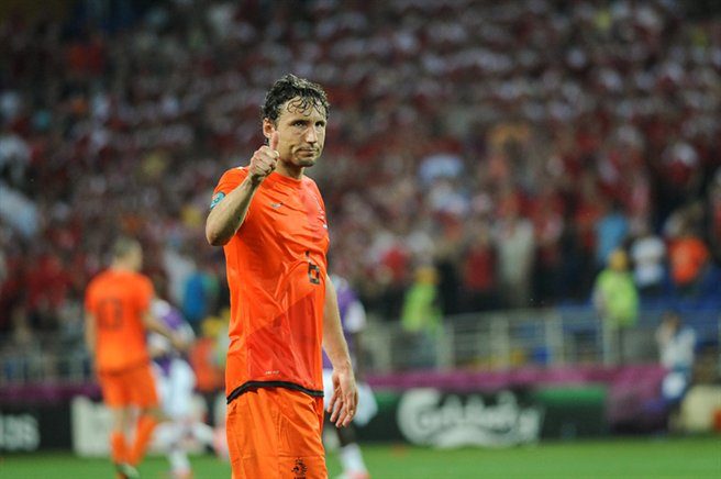 Mark van Bommel maakt debuutselectie Rode Duivels bekend