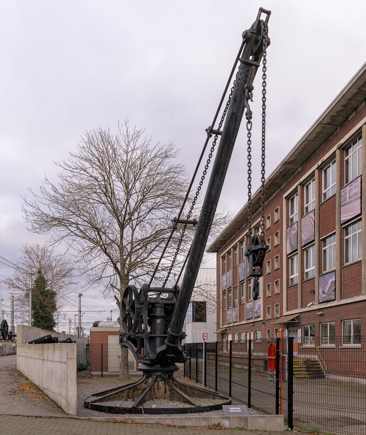 Modeltreinen en replica's van Belgische stations op expo in Train World