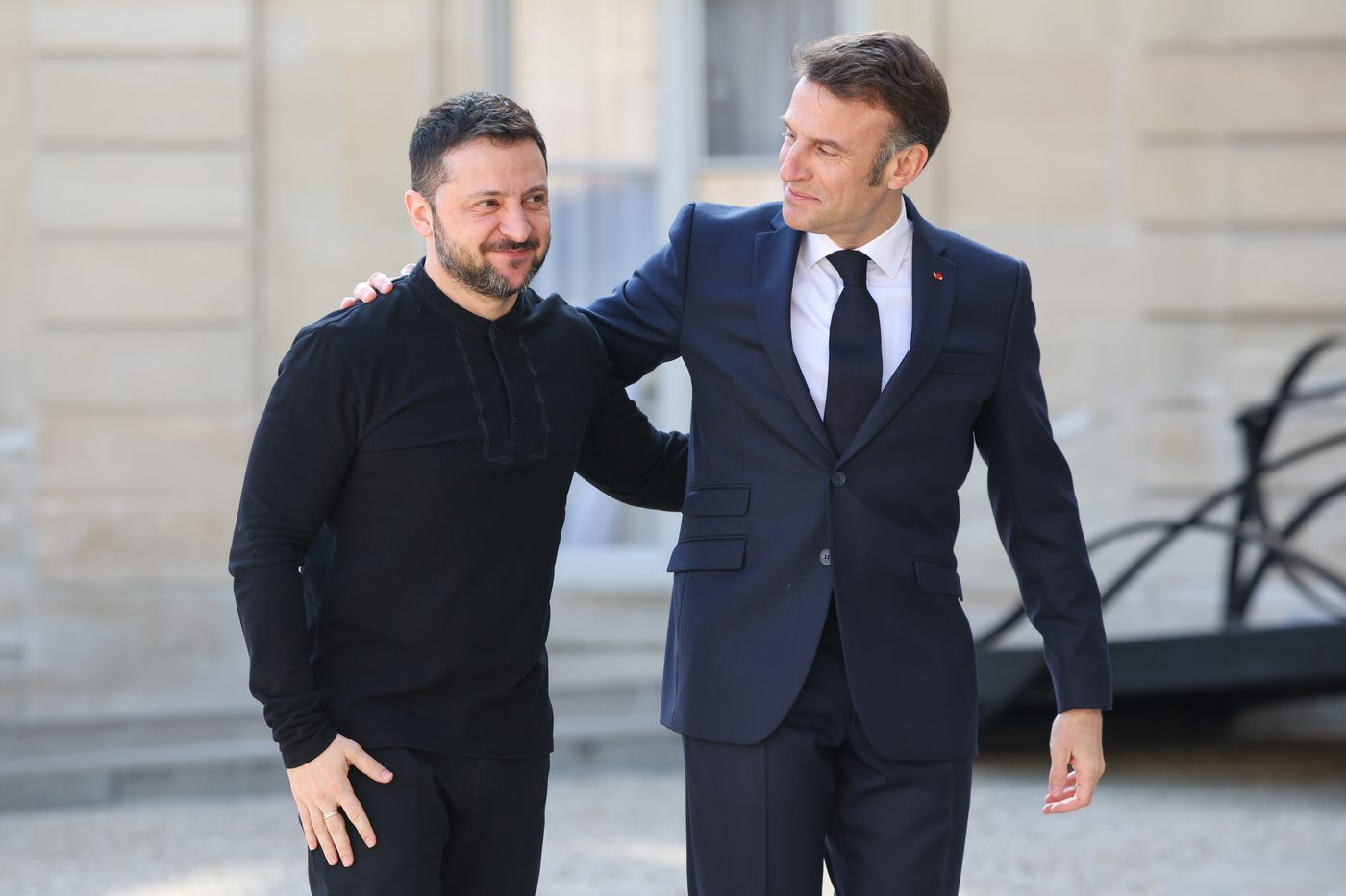 Zelensky: verkiezingen tijdens oorlog worden 'tsunami' die Oekraïne versplintert