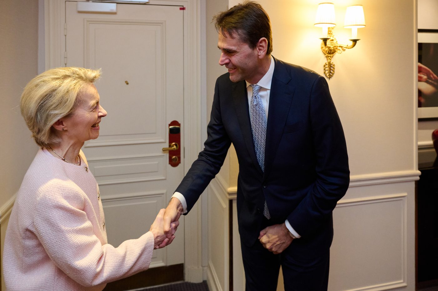 Von der Leyen wil Canada eerste geassocieerd lid van EU maken