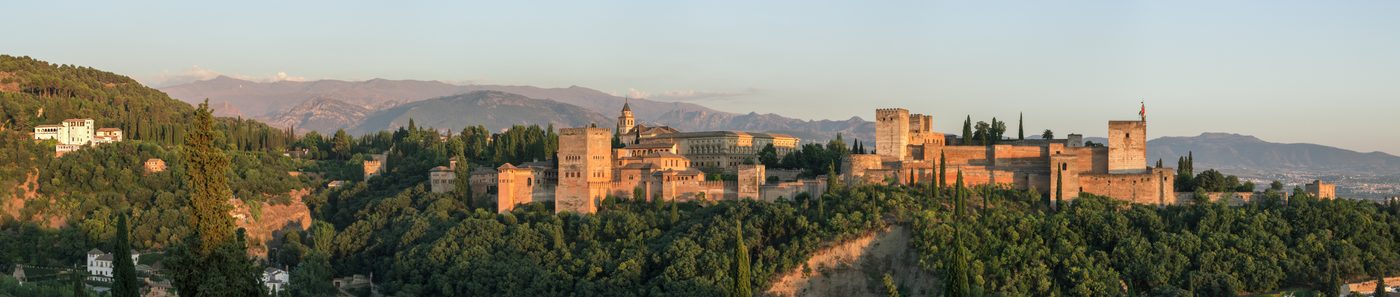 Drie gewonden en Alhambra deels ontruimd na aardbeving in zuid-Spanje