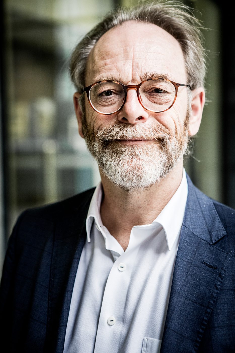 Peter De Roover reflecteert op ouderschap en publieke druk in relatie met Els van Doesburg