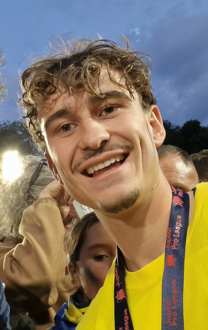 Kamiel Van de Perre tekent langetermijncontract bij Union