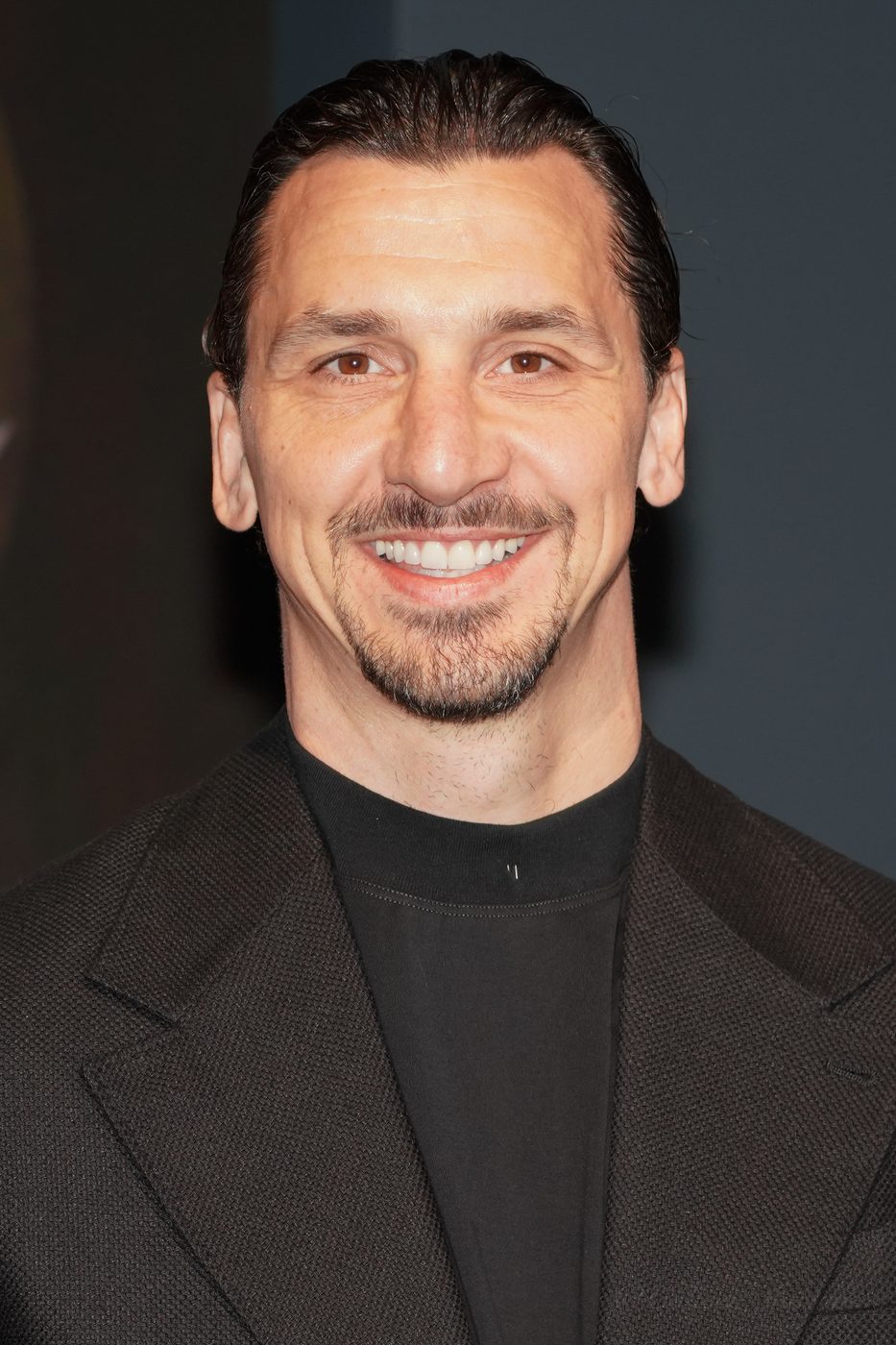 Zlatan viert 45ste verjaardag met exclusieve Ferrari