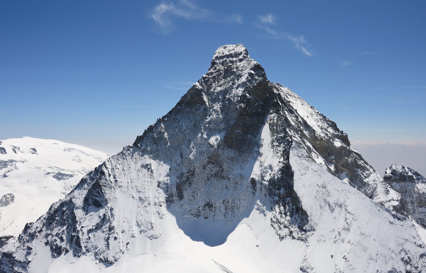 Zoekactie naar topatlete op de Matterhorn